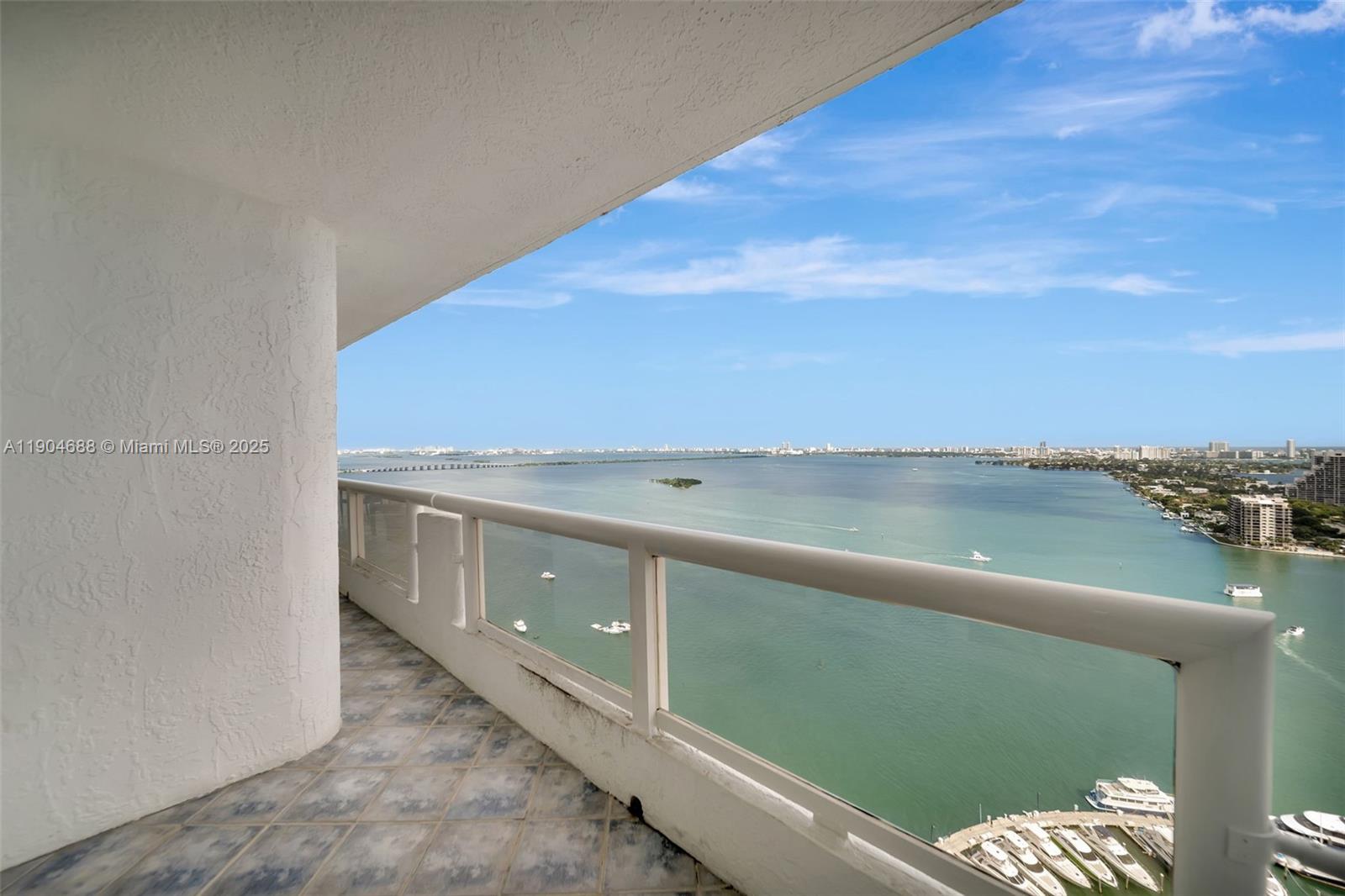 1717 N Bayshore Dr # 3533 Unit: A-3533