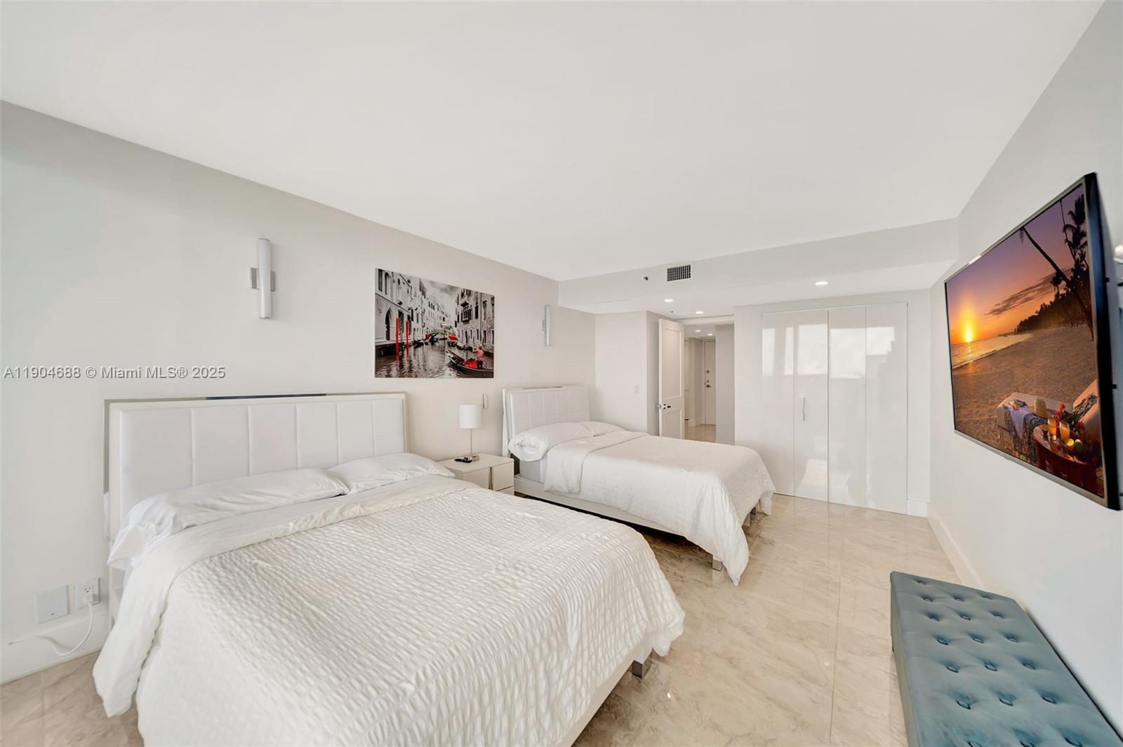 1717 N Bayshore Dr # 3533 Unit: A-3533