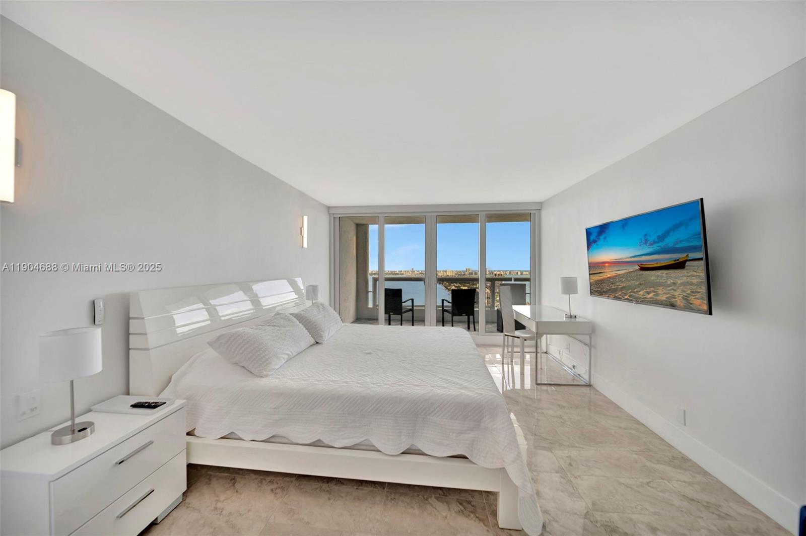 1717 N Bayshore Dr # 3533 Unit: A-3533