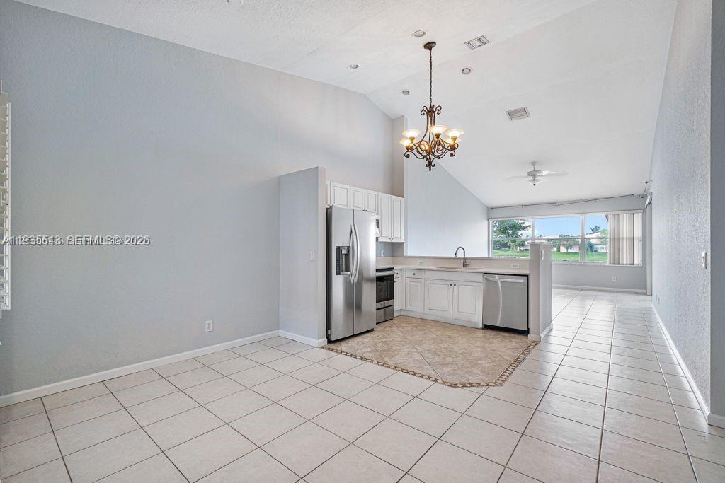 2437 S Coral Trace Cir # 2437