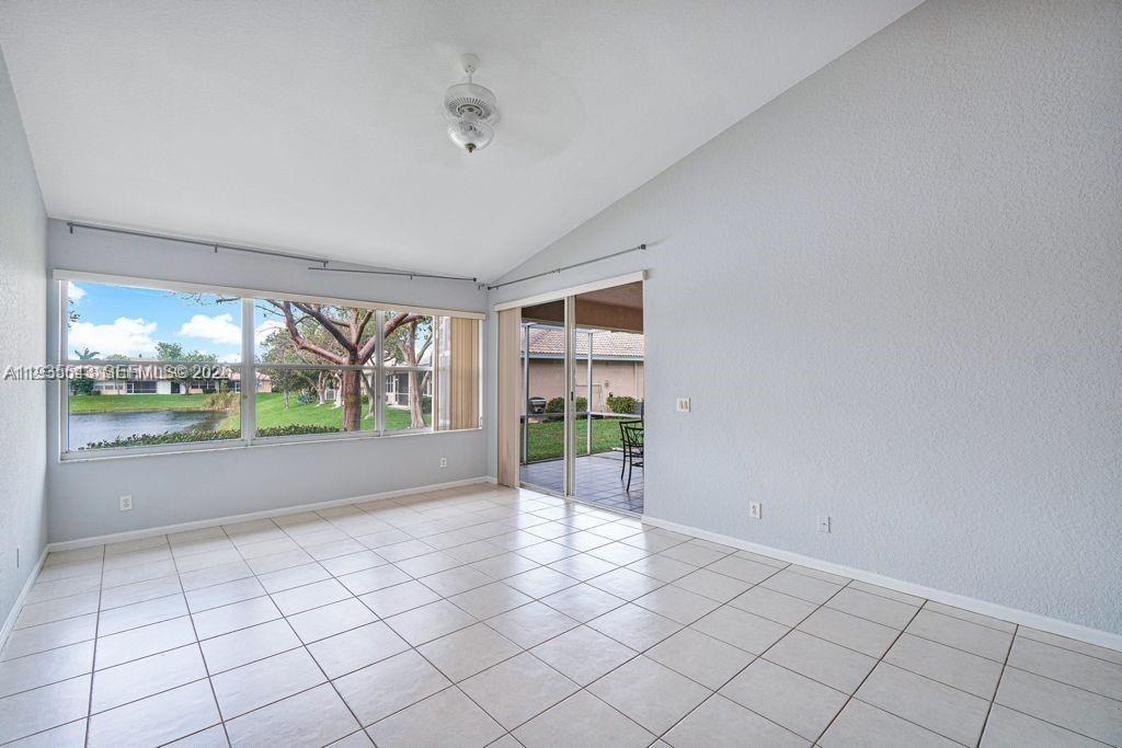 2437 S Coral Trace Cir # 2437