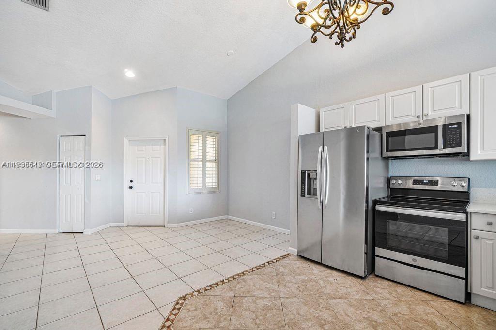 2437 S Coral Trace Cir # 2437