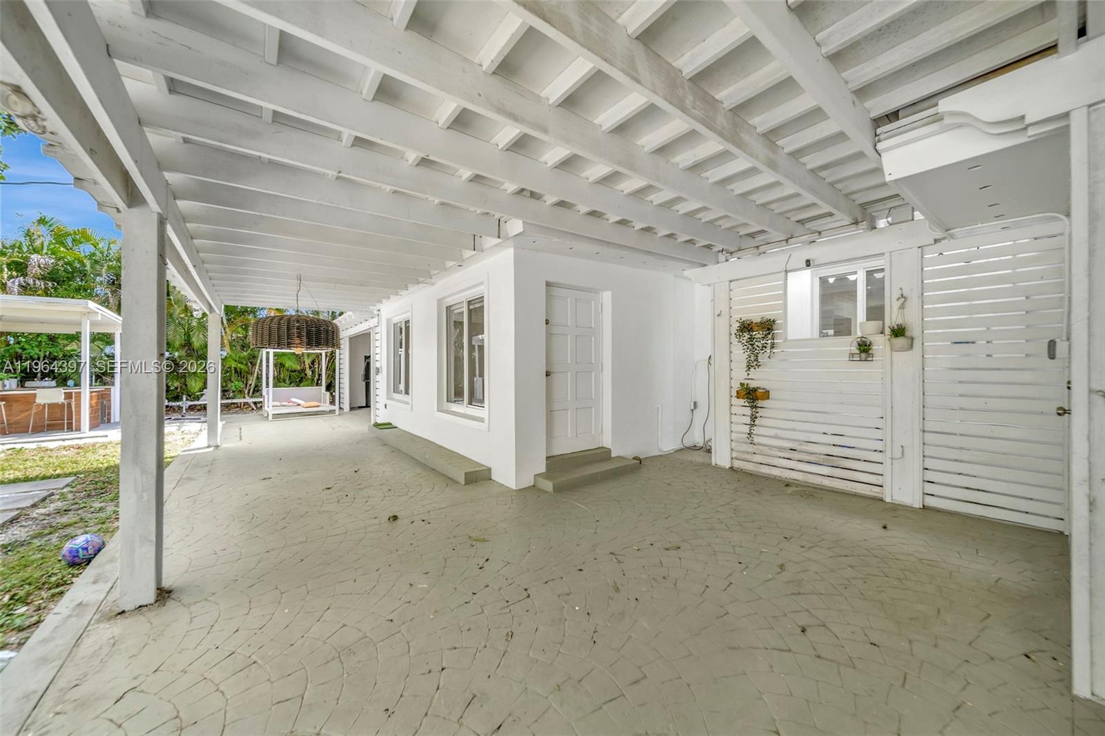 77 NE 95th St Unit: .