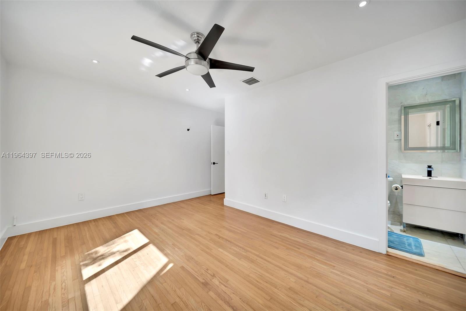 77 NE 95th St Unit: .