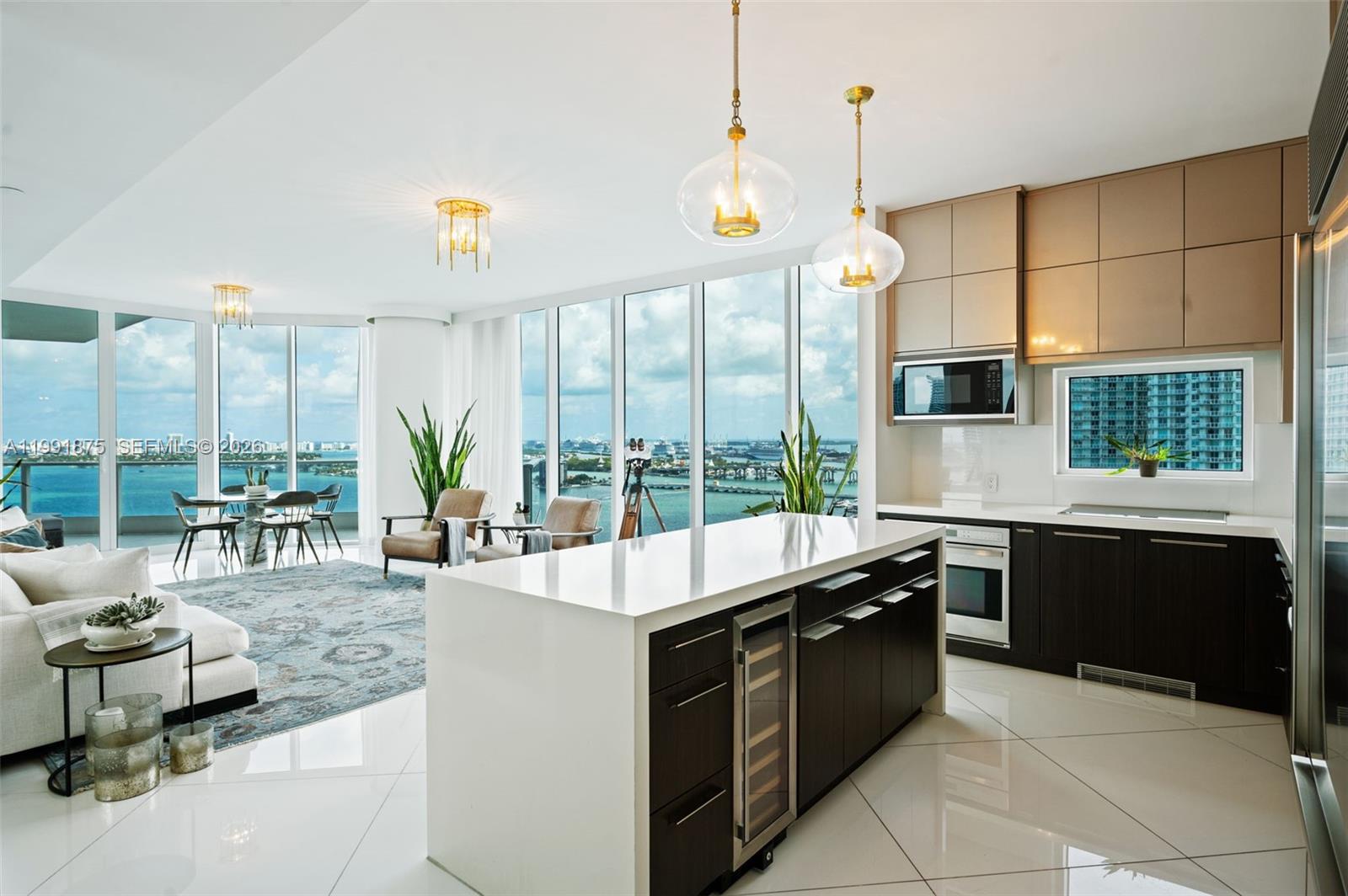 2020 N Bayshore Dr # 2502