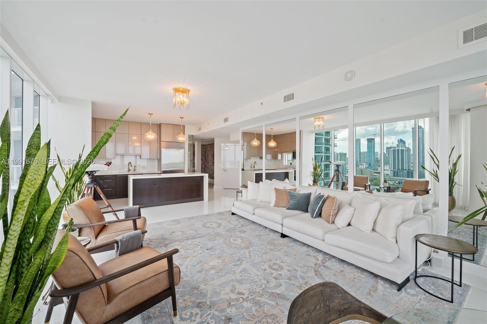 2020 N Bayshore Dr # 2502