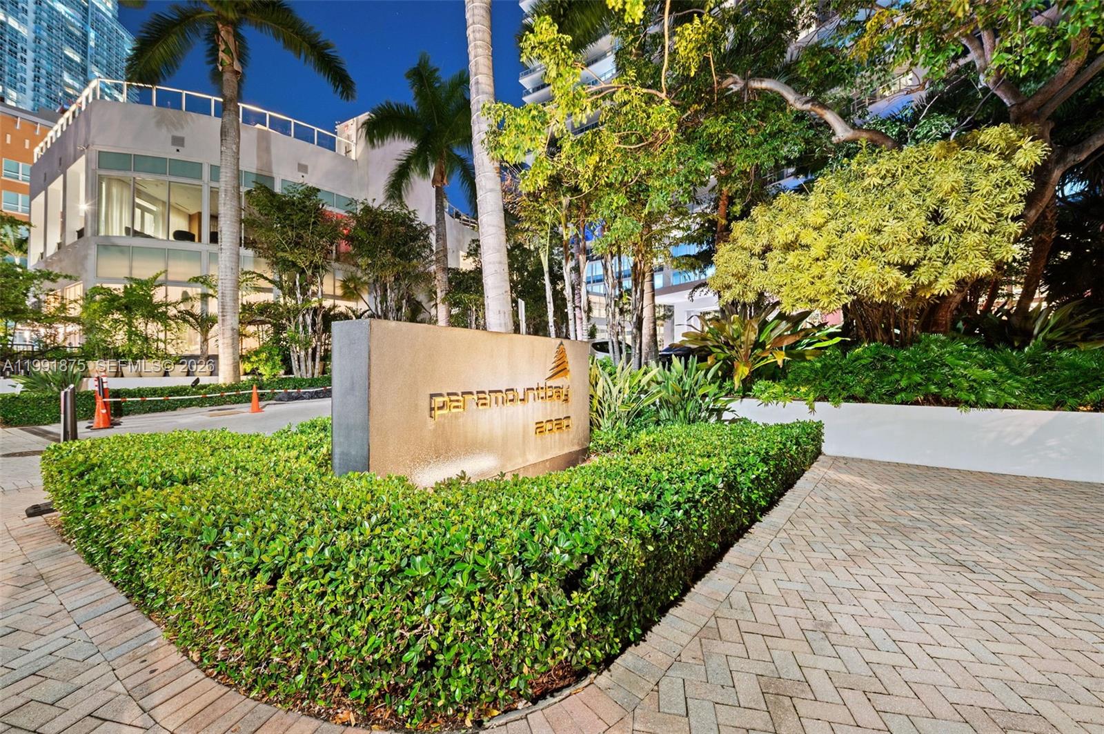 2020 N Bayshore Dr # 2502