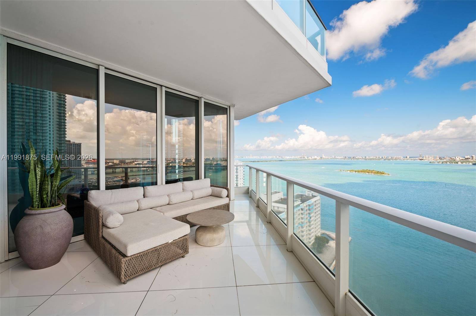 2020 N Bayshore Dr # 2502