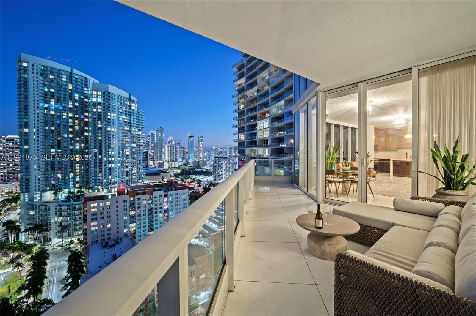 2020 N Bayshore Dr # 2502