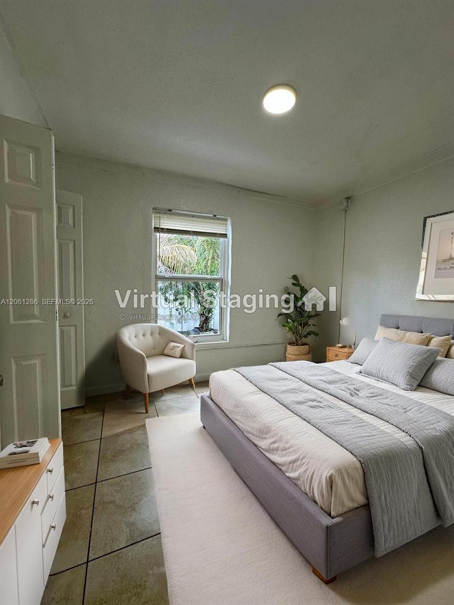 728 SW 6th St # 2