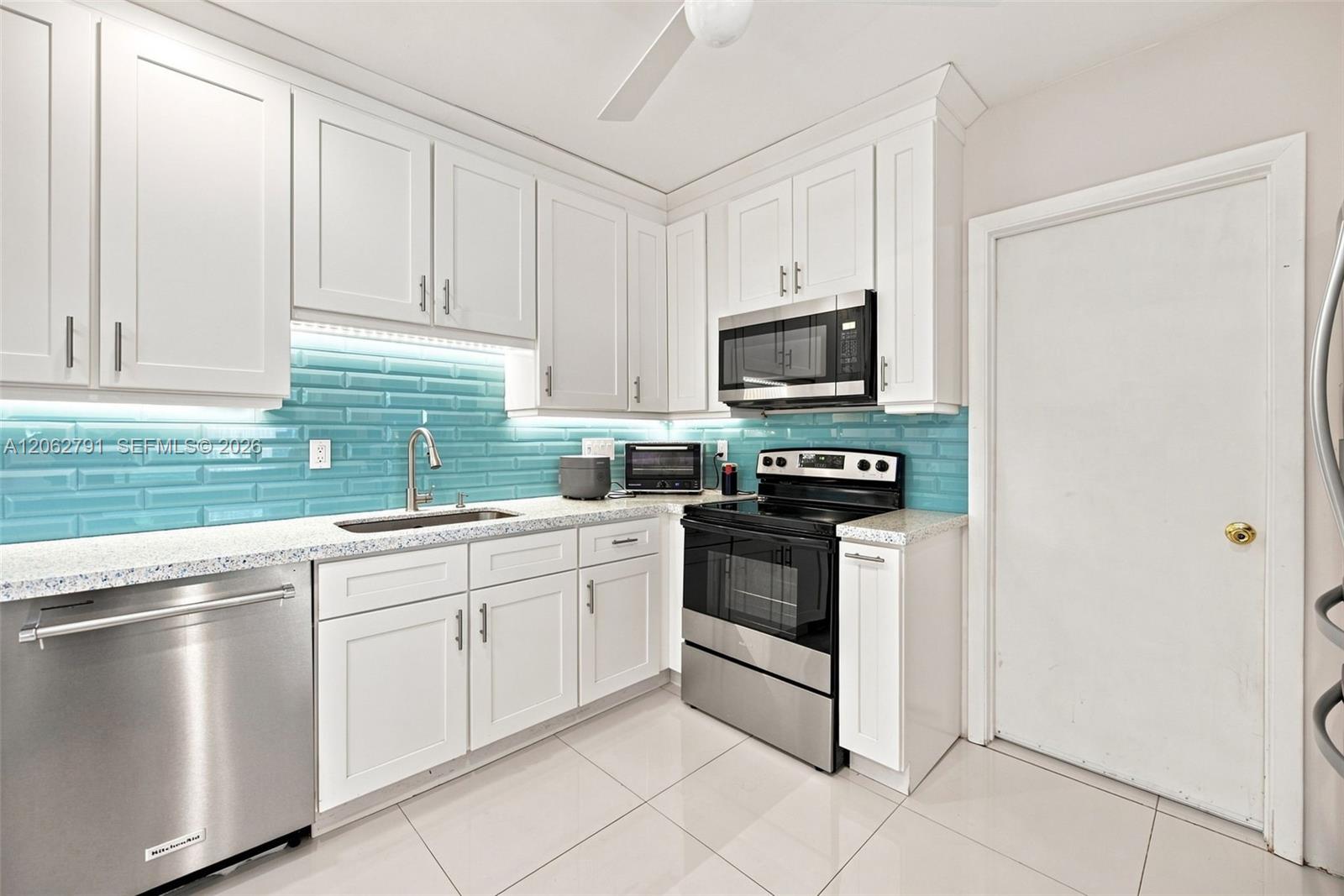 260 NE 95th St