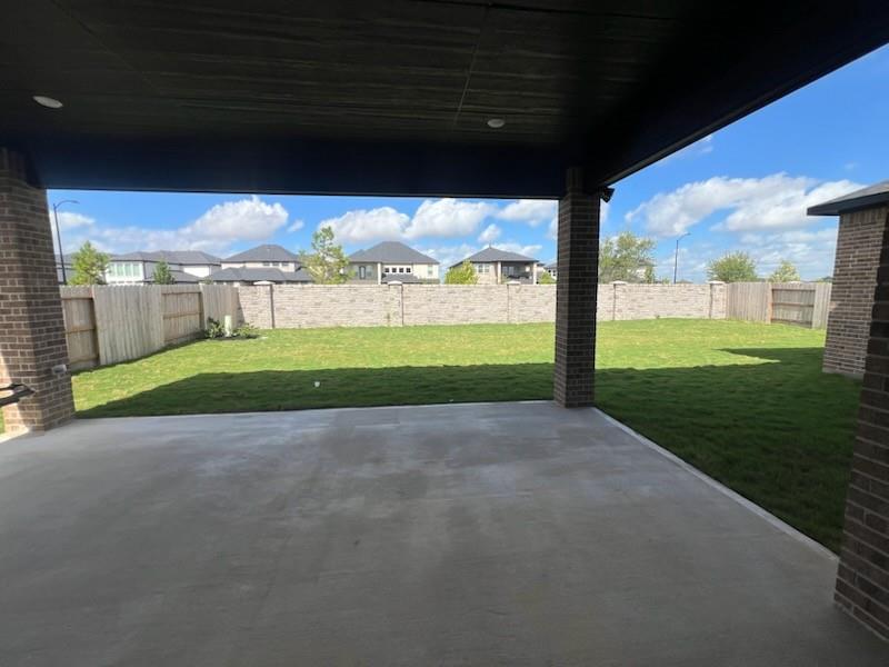 8927 Hampshire Oaks Drive