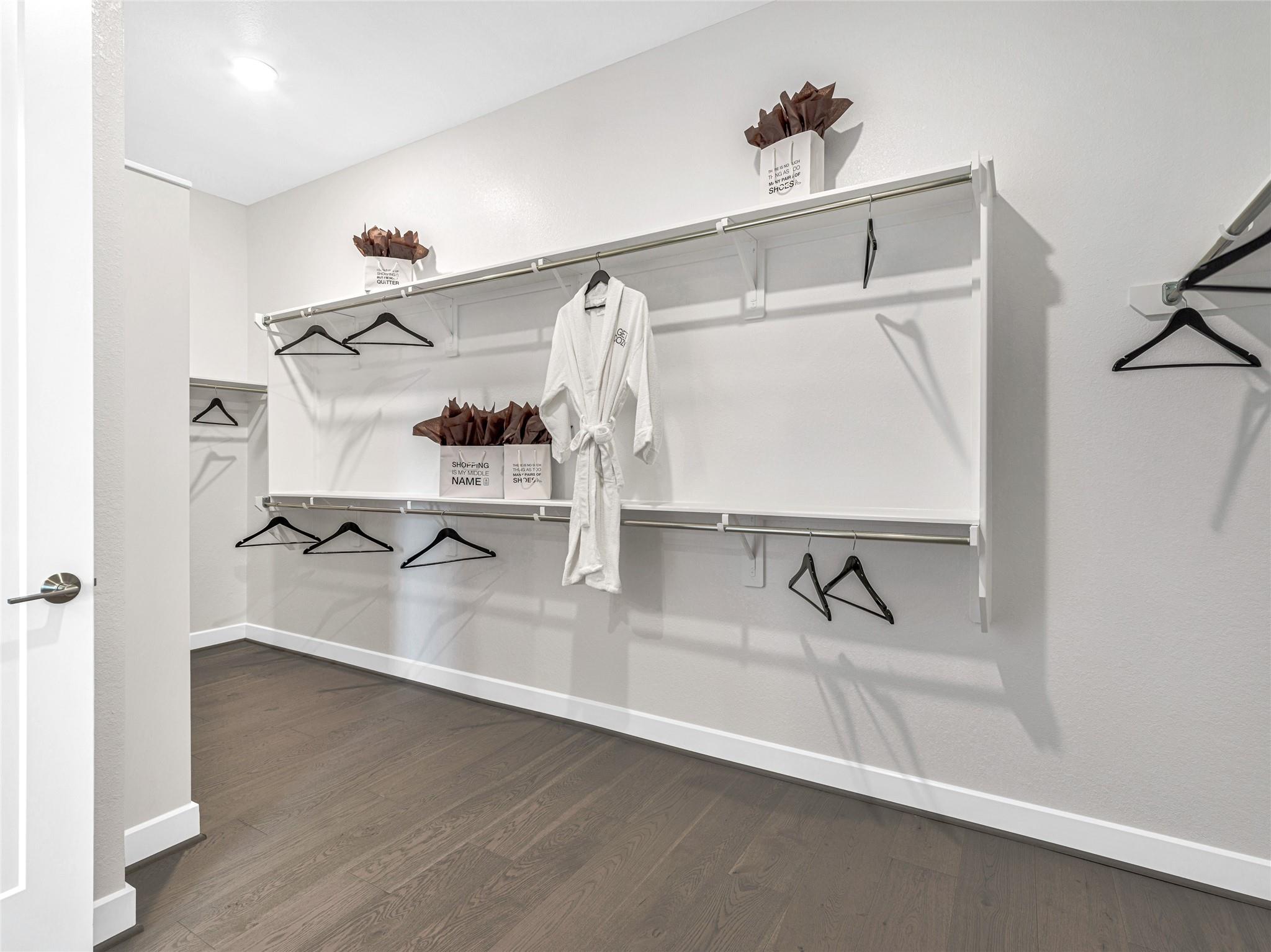 8927 Hampshire Oaks Drive