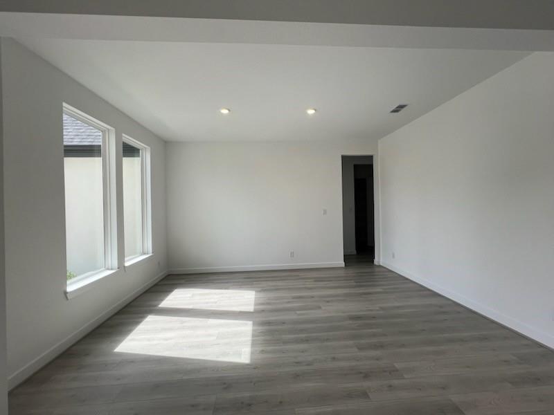 8927 Hampshire Oaks Drive