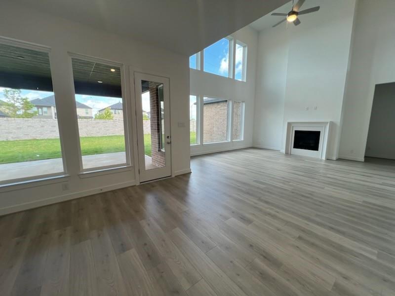 8927 Hampshire Oaks Drive