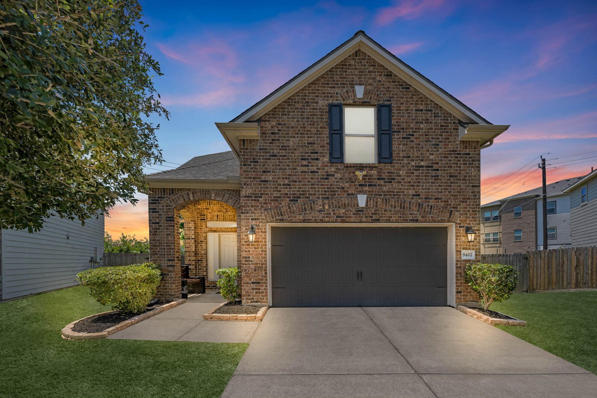 9402 Savannah Holly Drive