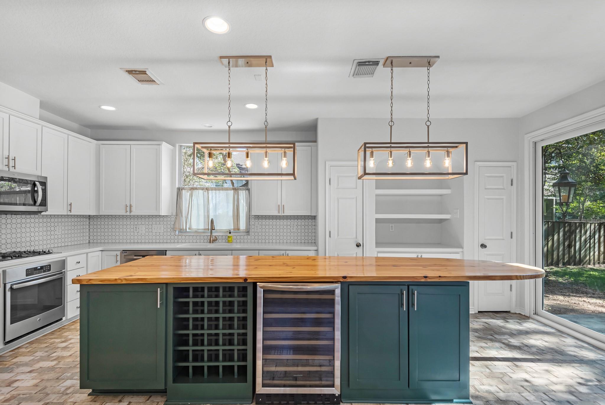 15 Forest Perch Place