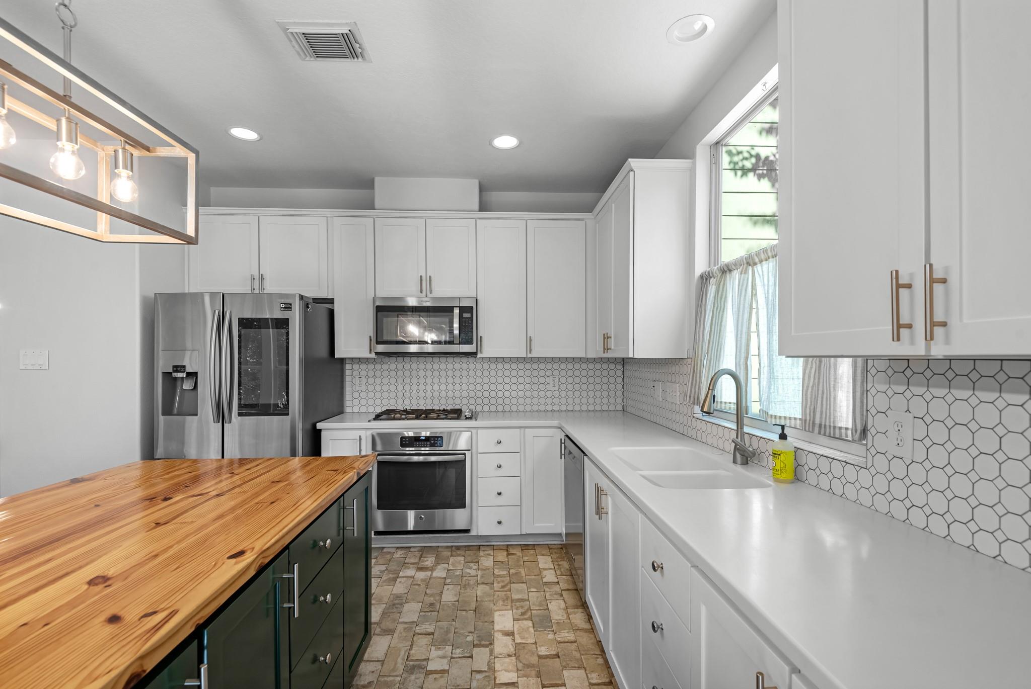 15 Forest Perch Place