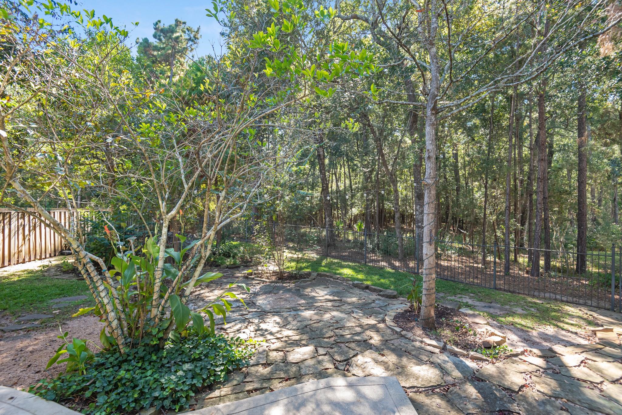 15 Forest Perch Place