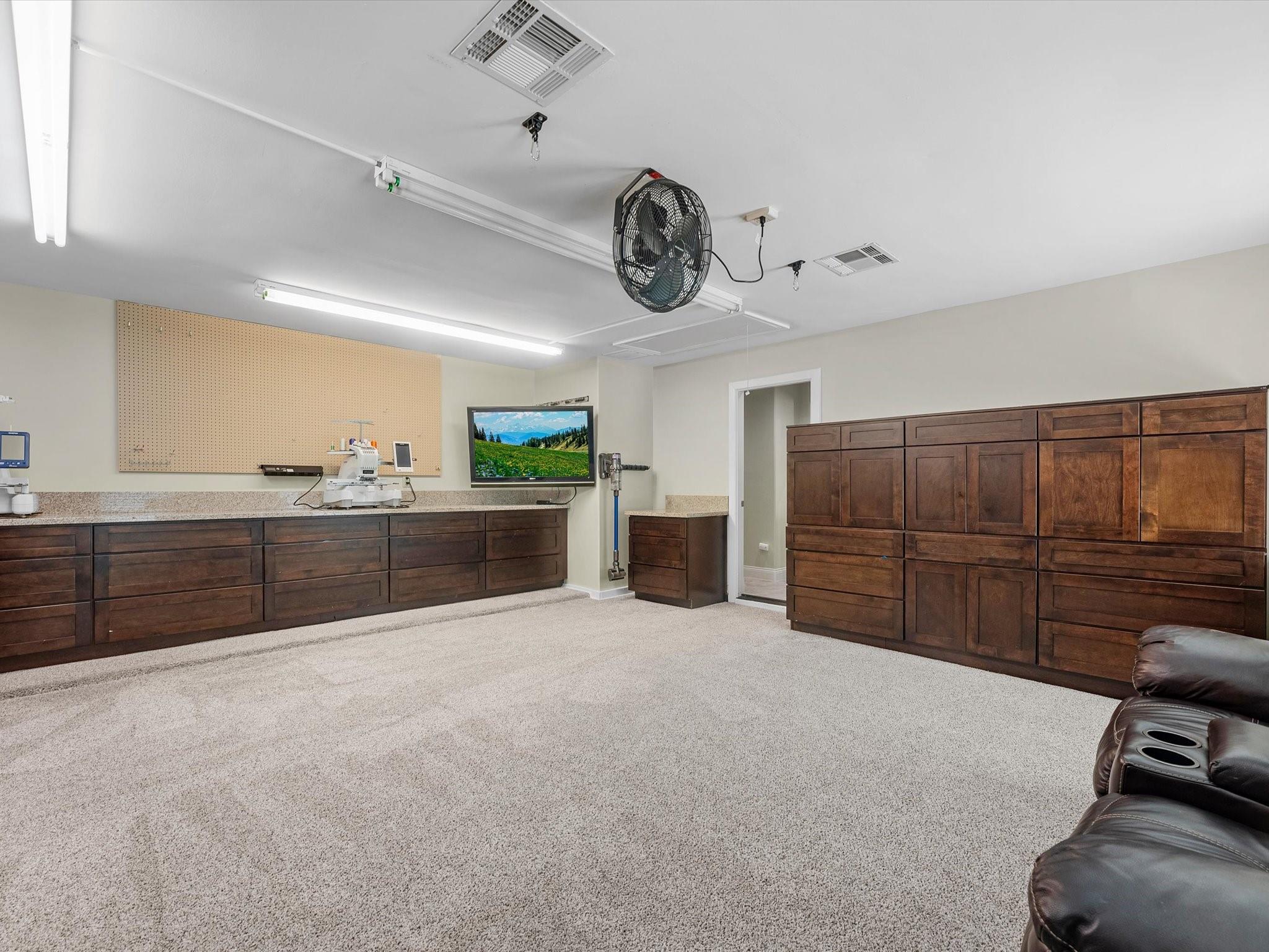 505 Pilgrim Lane