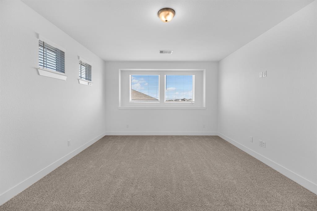 2902 Arbor Edge Xing