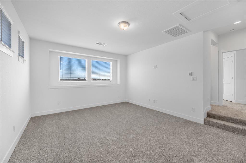 2902 Arbor Edge Xing