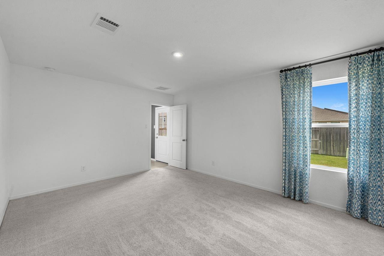 2703 Crested Creek Lane