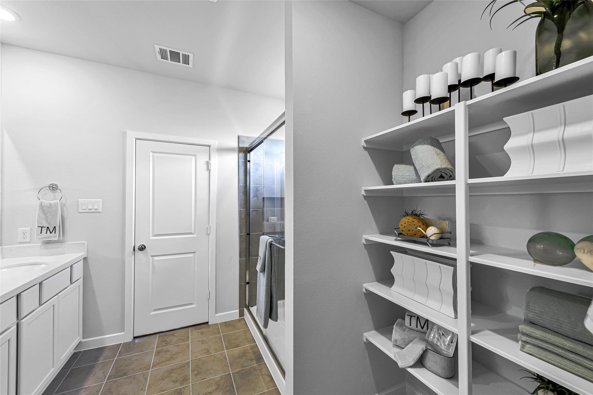 9611 Poinsettia Haven Lane