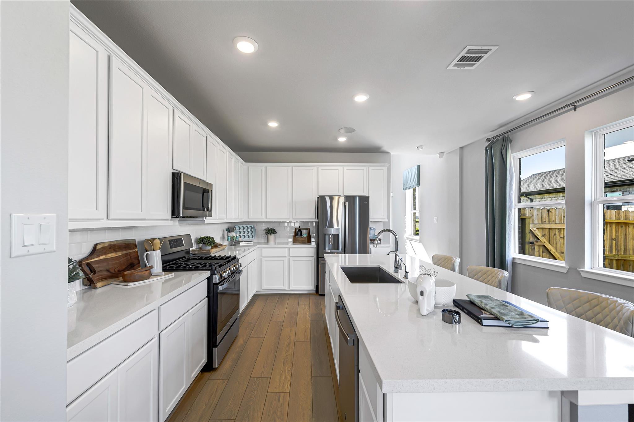 9611 Poinsettia Haven Lane