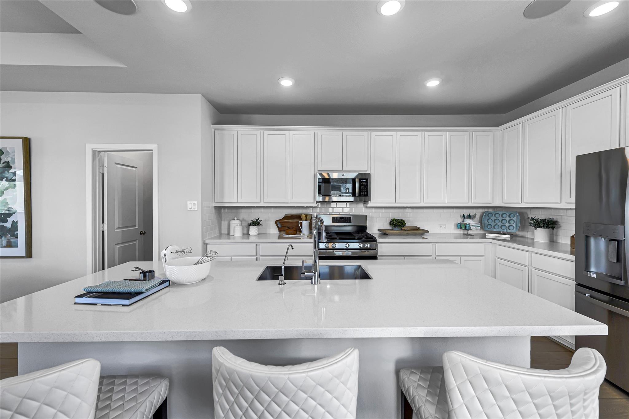 9611 Poinsettia Haven Lane