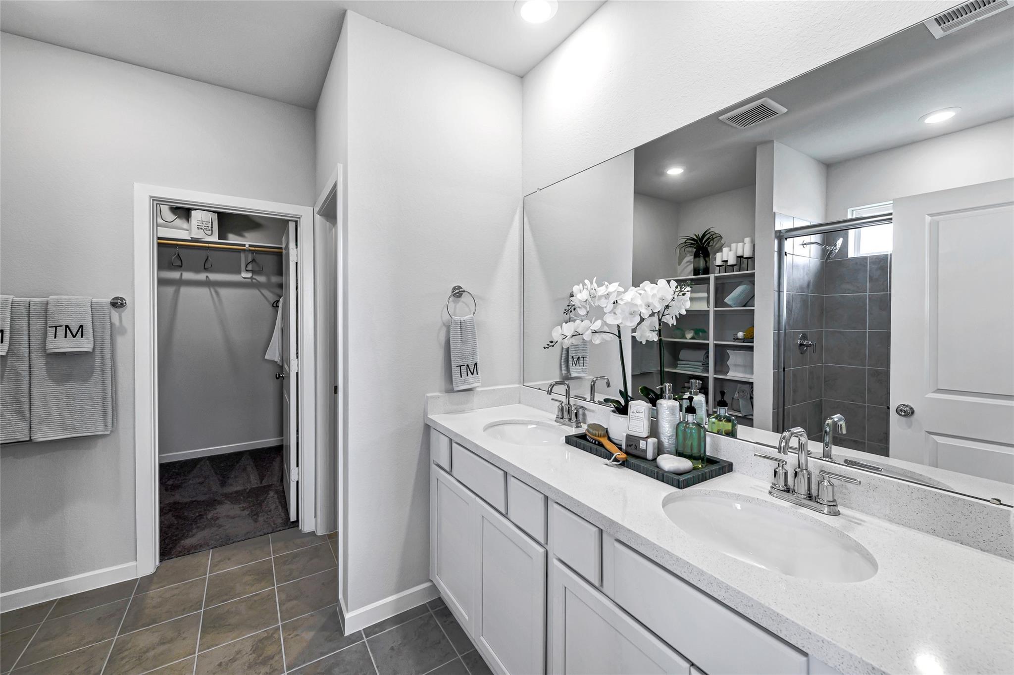 9611 Poinsettia Haven Lane