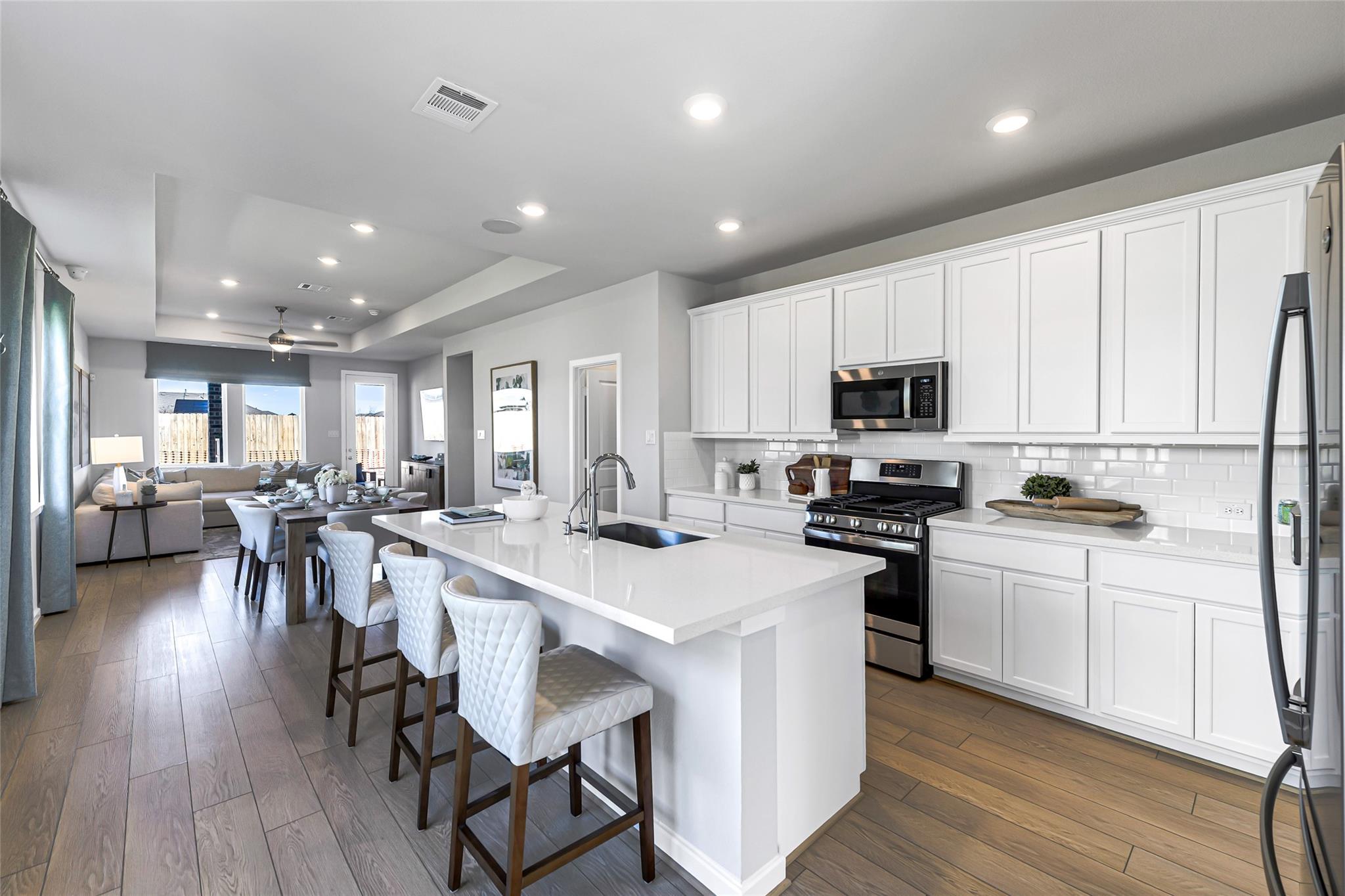 9611 Poinsettia Haven Lane