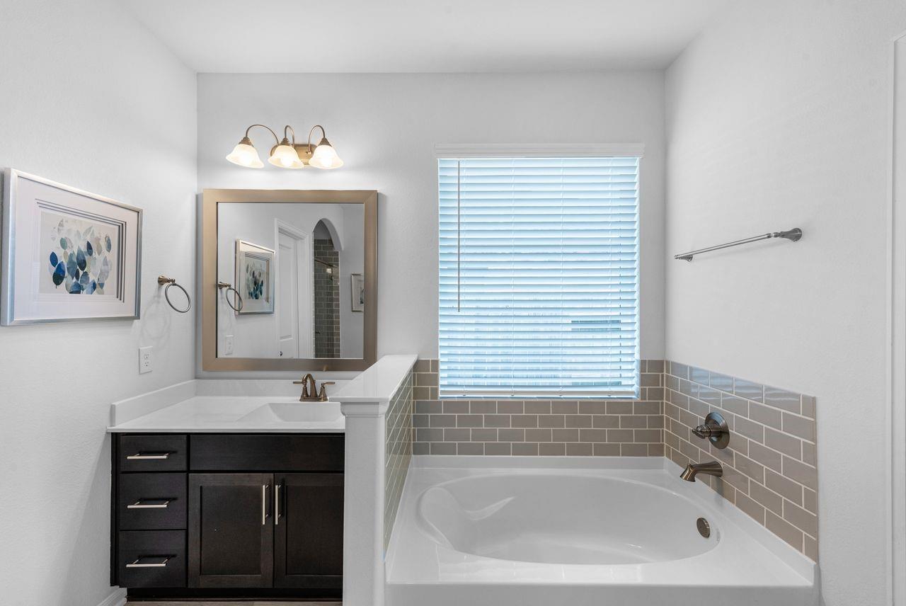 14302 Alberta Spruce Lane