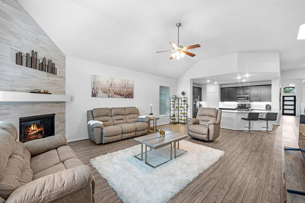 14302 Alberta Spruce Lane