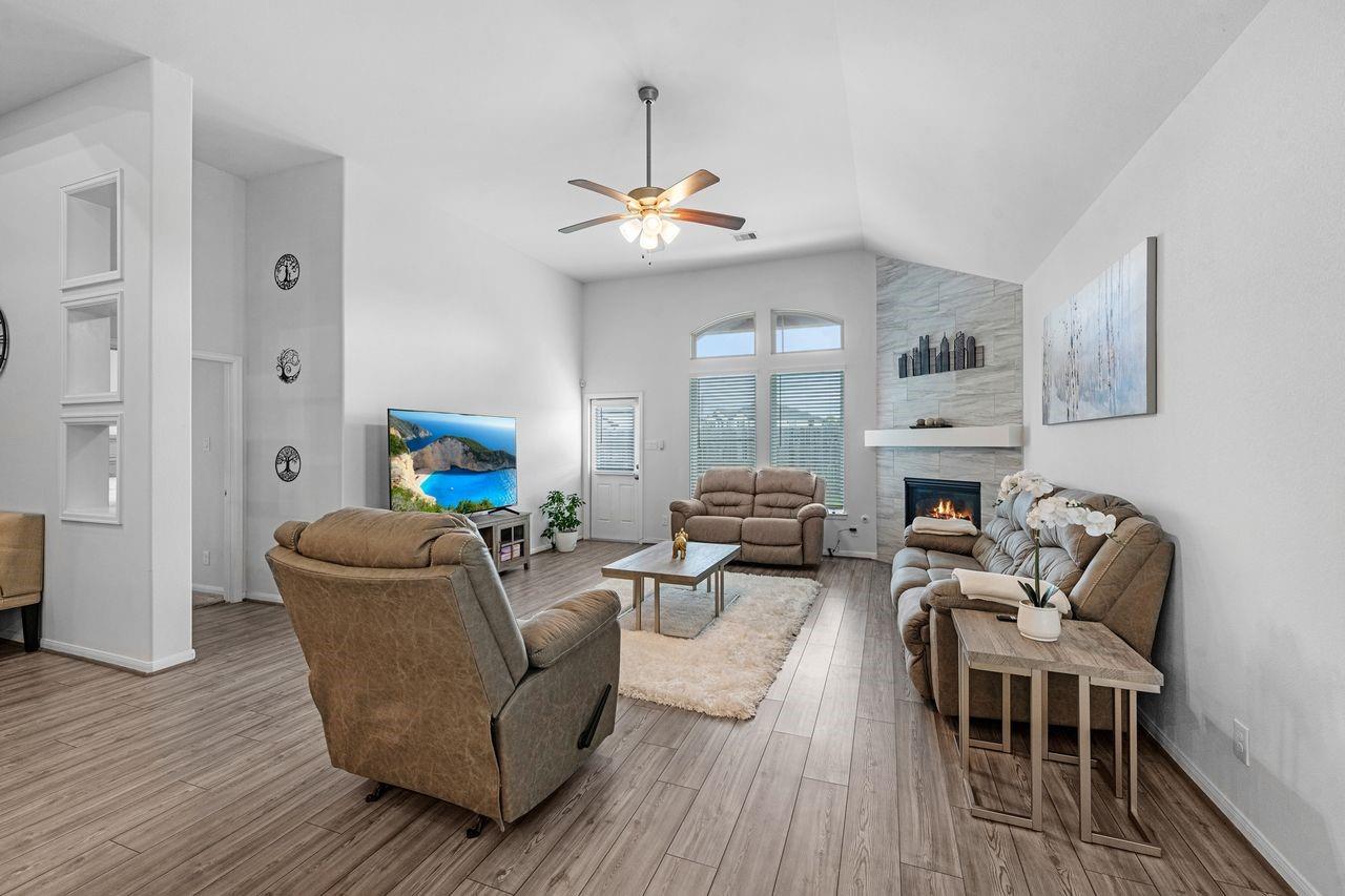 14302 Alberta Spruce Lane