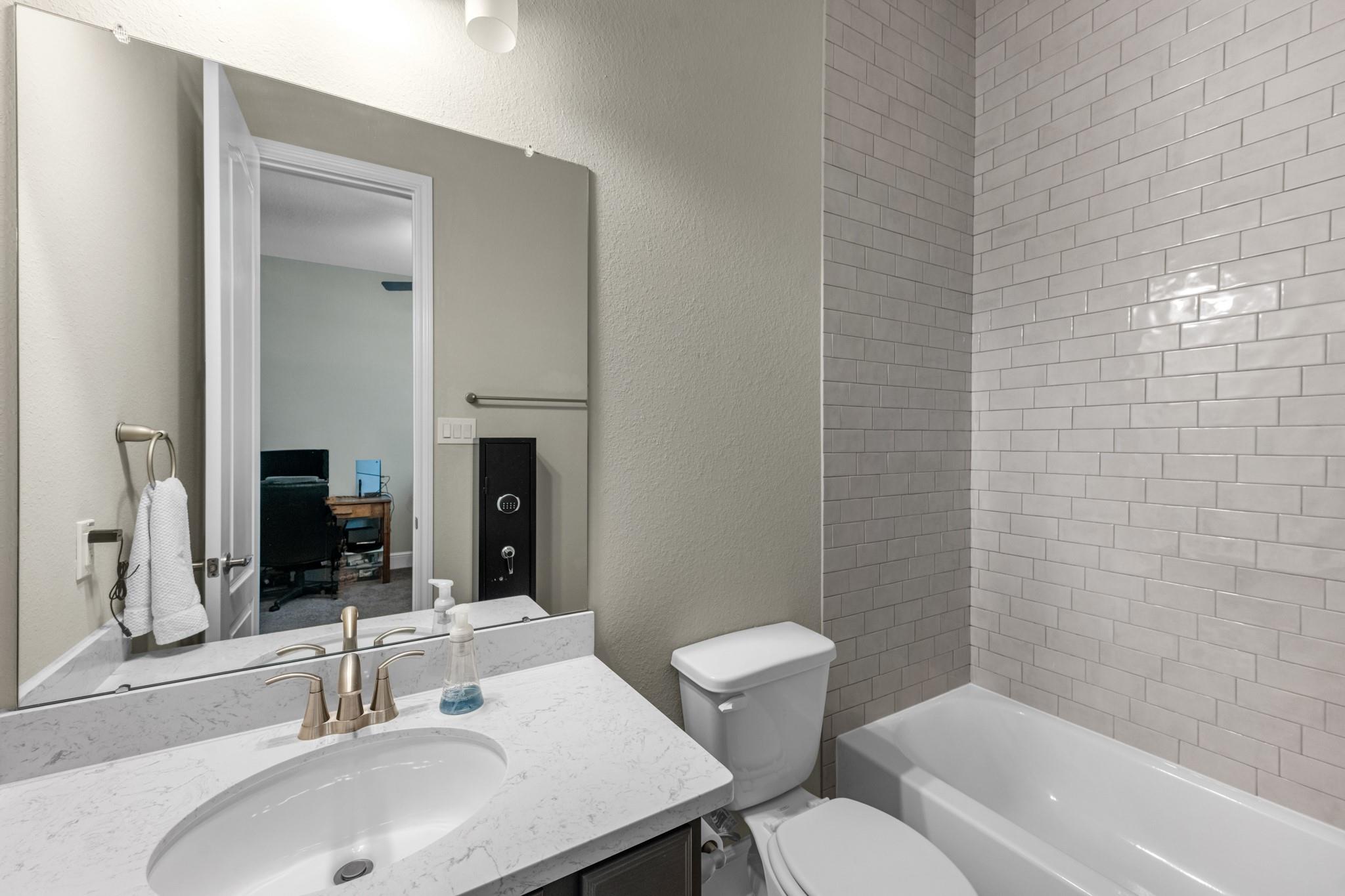 2503 Brazos Trail
