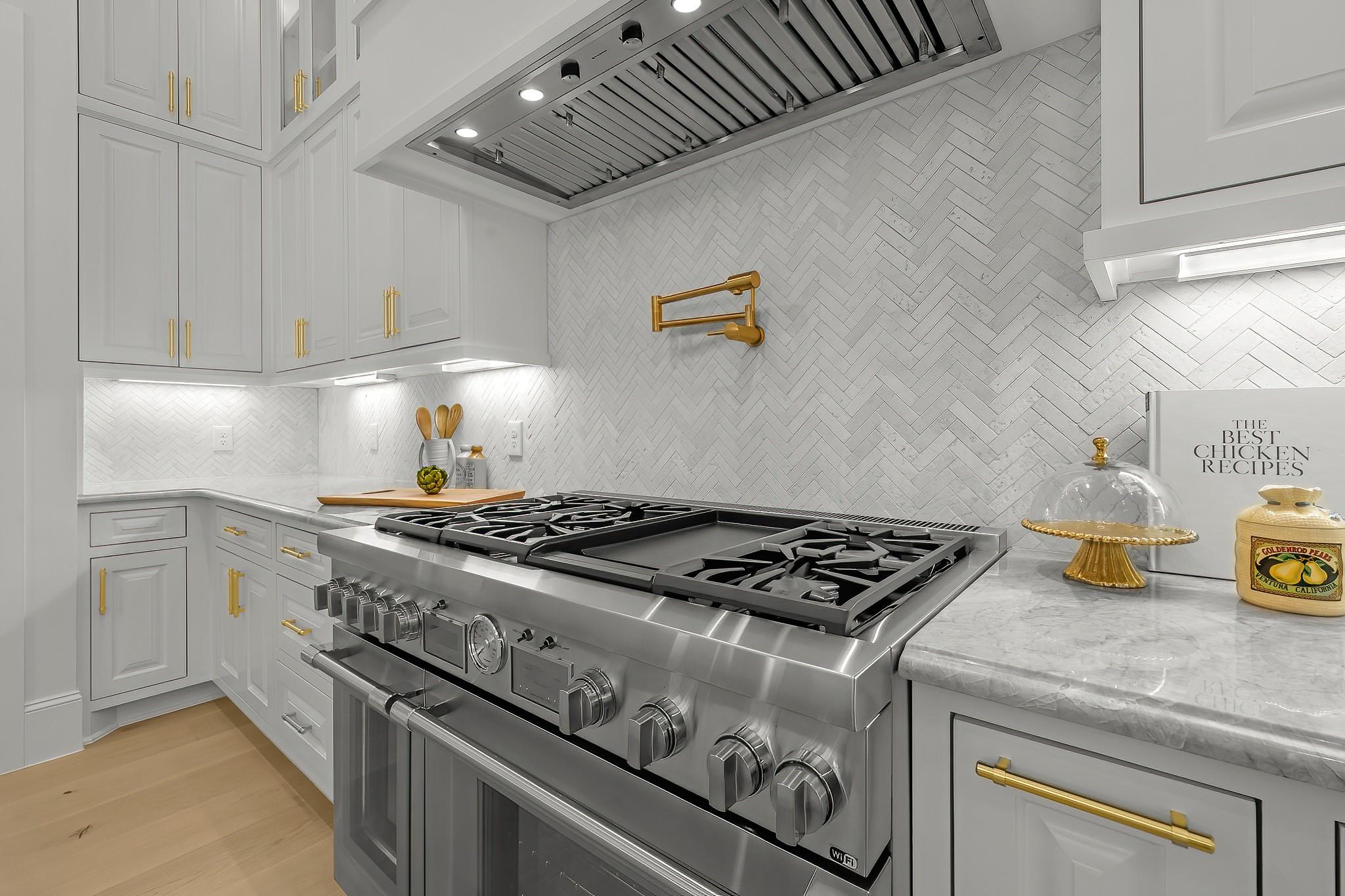 26041 Crown Ranch Boulevard