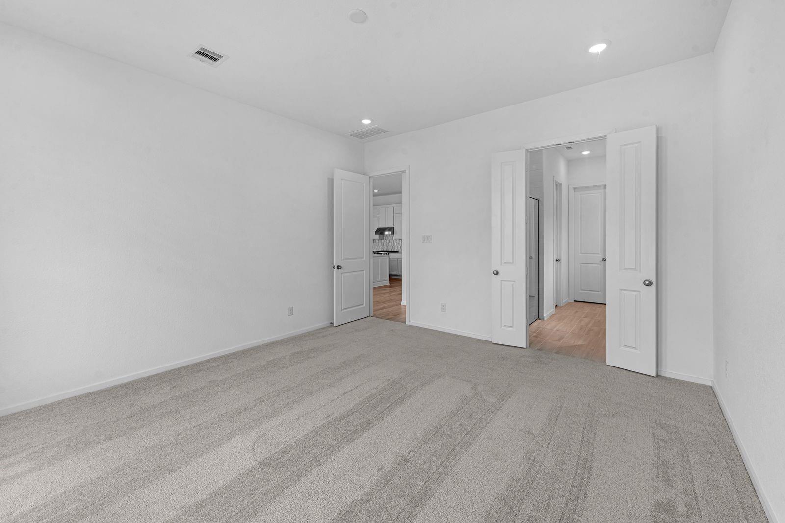 17511 Tulip Willow Way