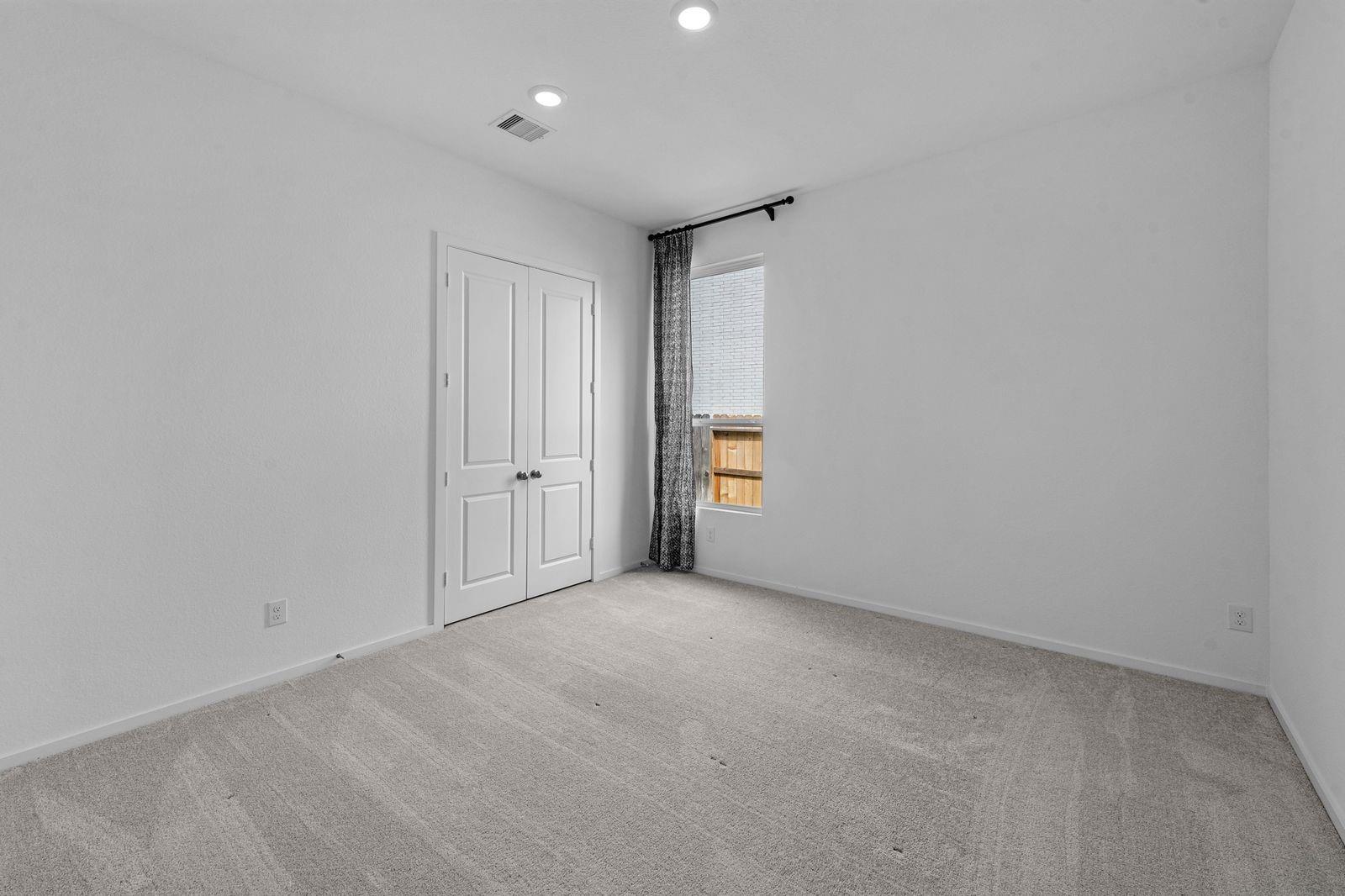 17511 Tulip Willow Way
