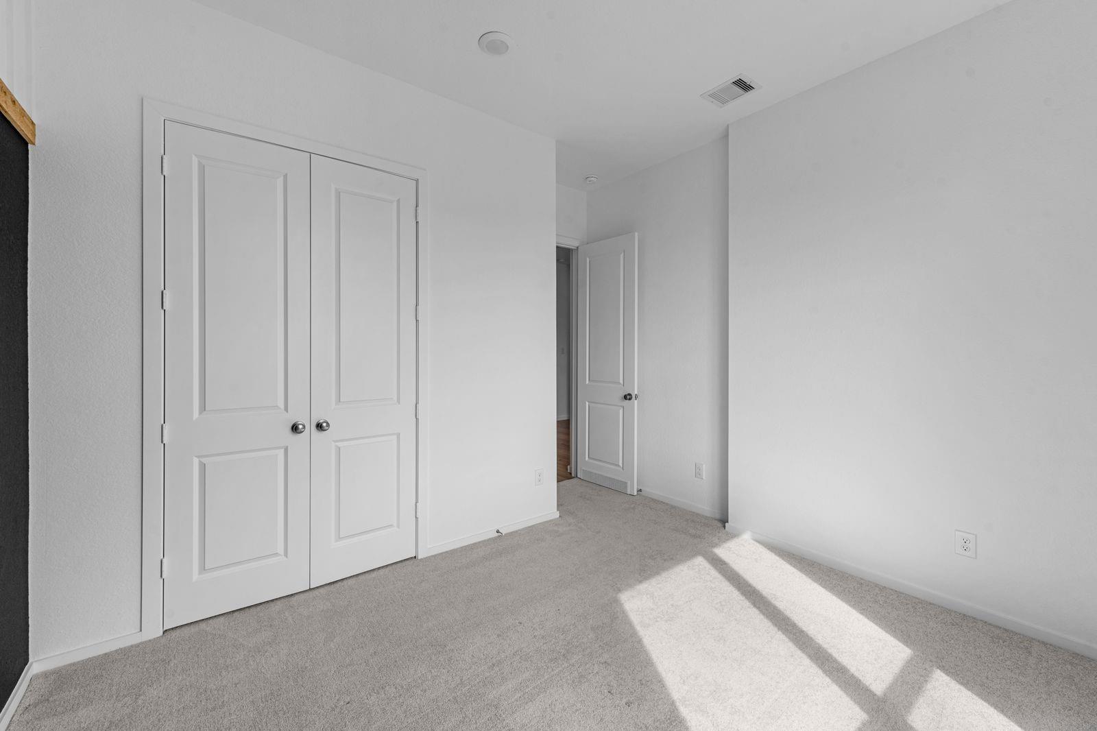 17511 Tulip Willow Way