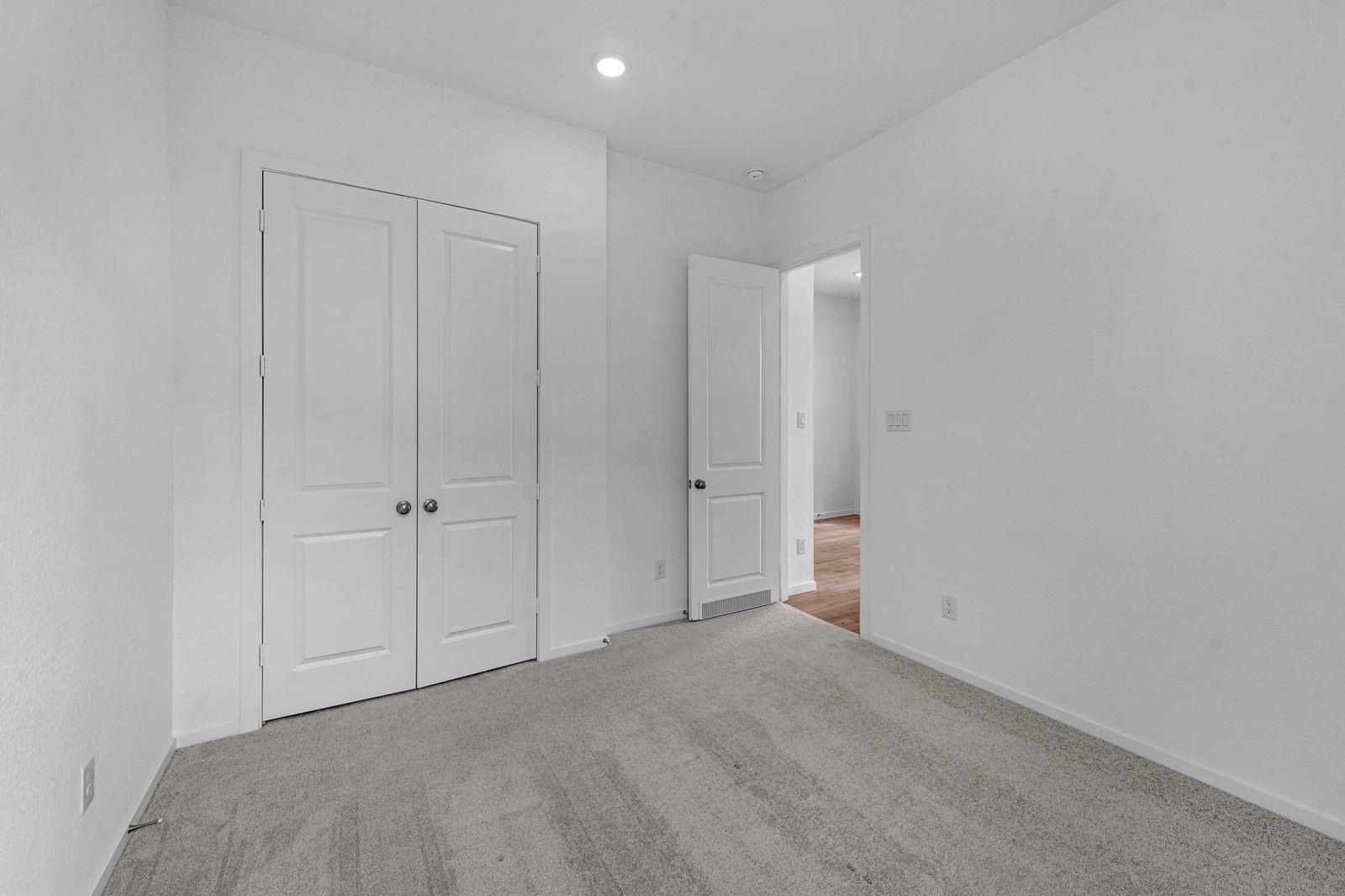 17511 Tulip Willow Way
