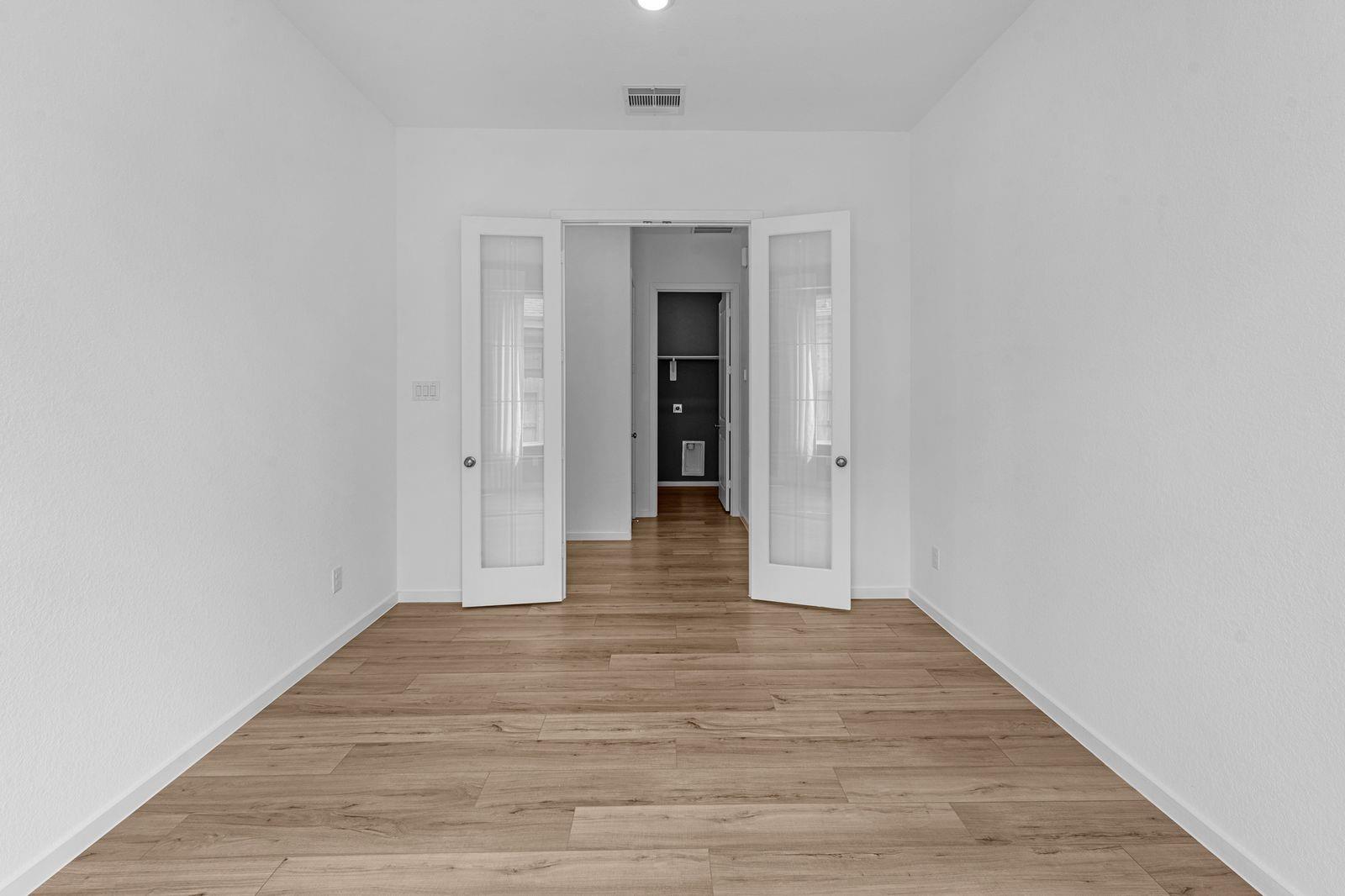 17511 Tulip Willow Way