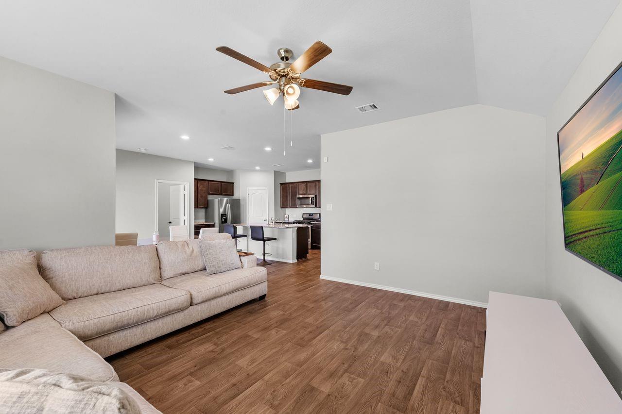 13817 Rock Island Trail