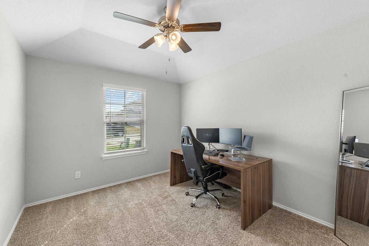 13817 Rock Island Trail