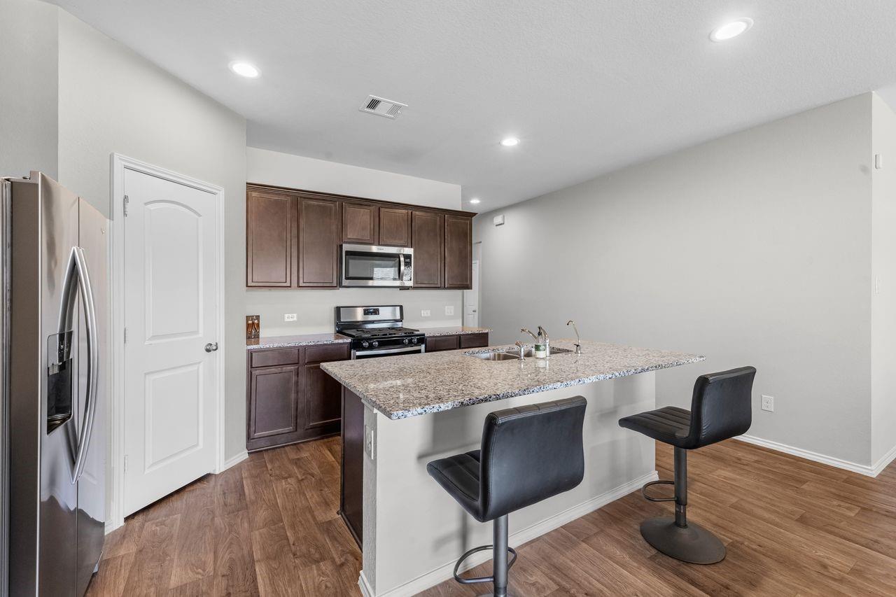 13817 Rock Island Trail