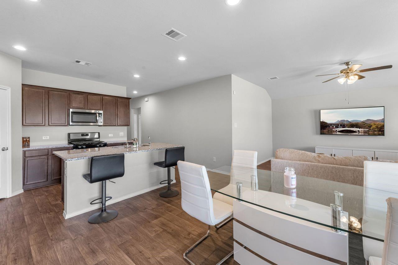 13817 Rock Island Trail