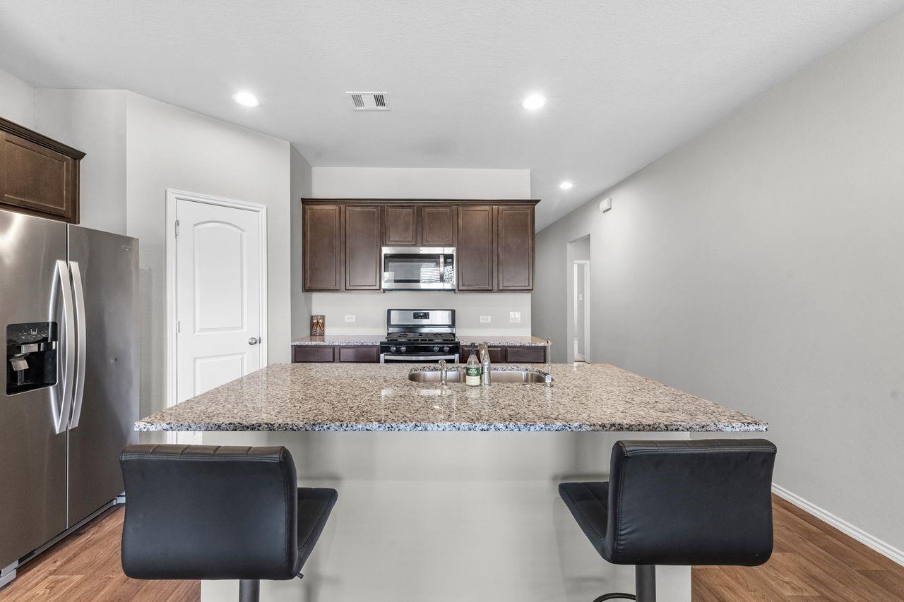 13817 Rock Island Trail