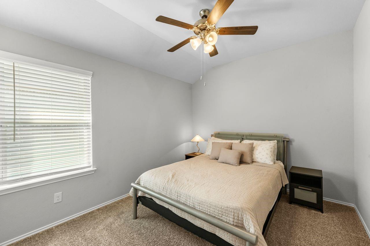 13817 Rock Island Trail