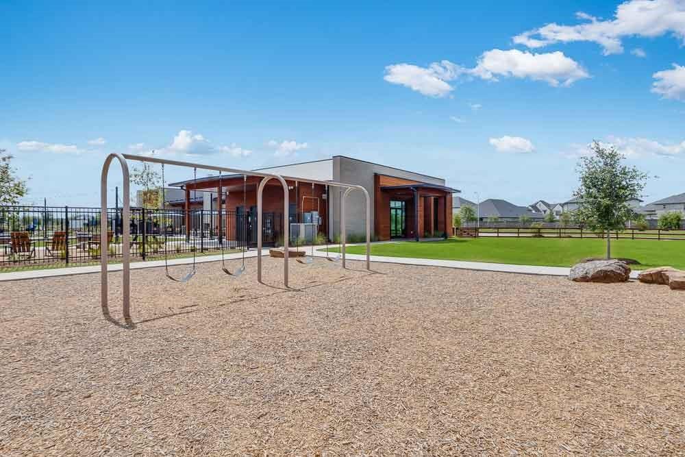 9722 Poinsettia Haven Lane