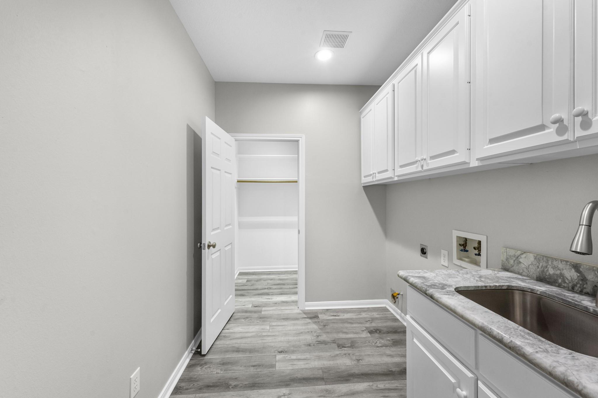 2327 Timberbreeze Court